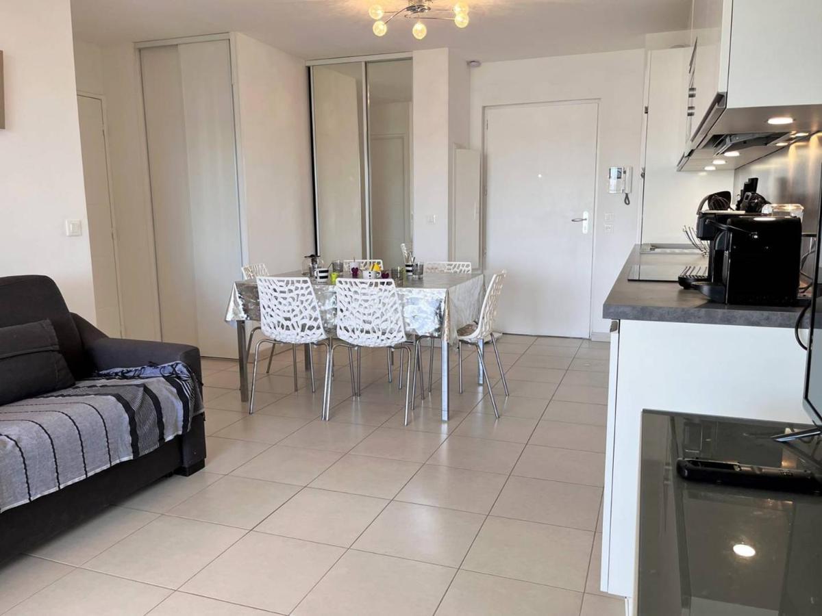 Charmant T2 Climatise Avec Grande Terrasse, Piscine Et Parking Privatif, Proche Plage Et Commerces. - Fr-1-251-441 Ле-Лаванду Екстер'єр фото